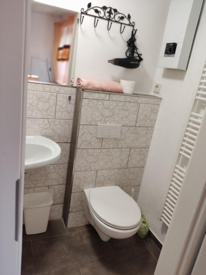 Apartment Orange *